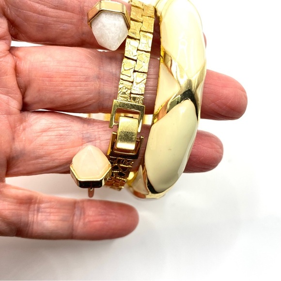 Gold Tone Bangle Clamper Bracelets Bundle of 3 - Picture 9 of 9
